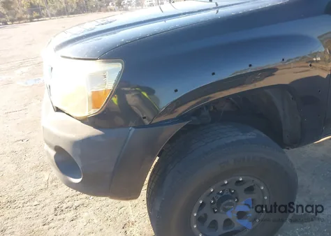 2006 Toyota Tacoma Base V6 z USA, uszkodzony, nr VIN 5TEMU52N16Z211194